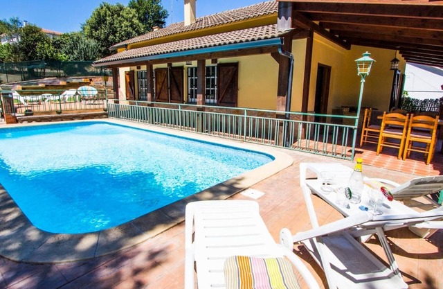 Gabino Santa Coloma 561.227 Villa Gloriosa