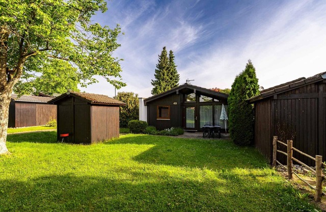 Gable roof house (Type 9)
