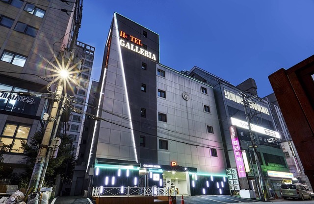 GALLERIA HOTEL