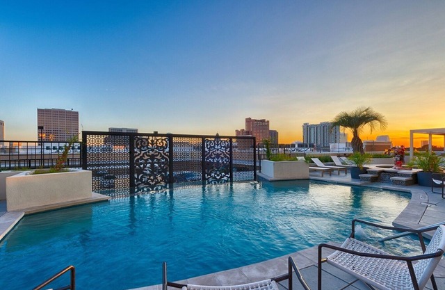 Galleria Luxury High Rise