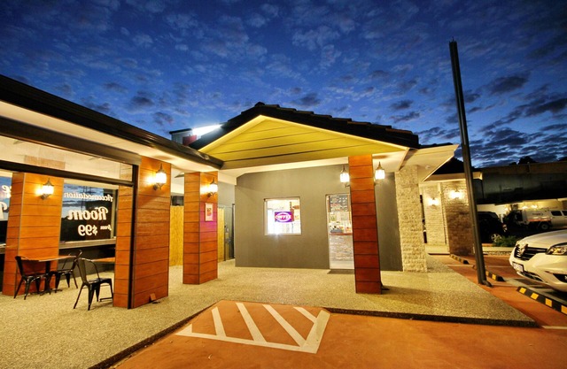 Gallery Hotel