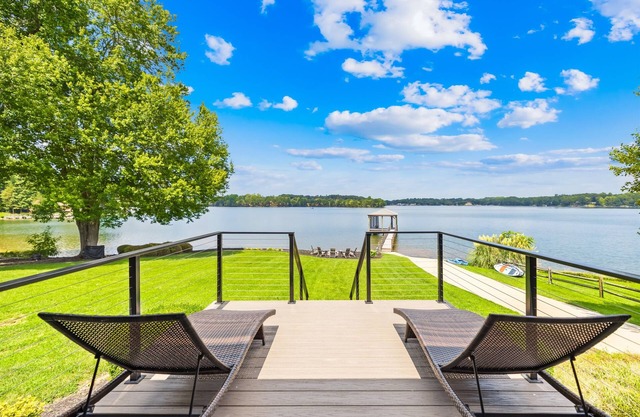 Game Room, 2 King Suites, Huge Porch, Kayaks, Lake