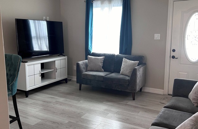 Game room ! HUGE backyard , located in downtown Beaumont !