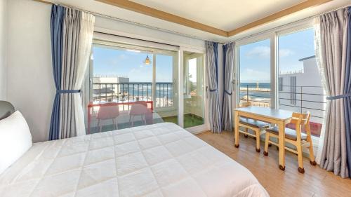 Gangneung Glad Pension