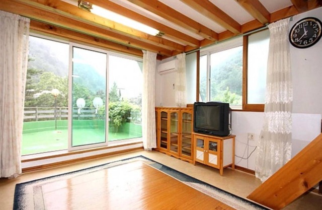 Gangneung Jeongmyeongsu Pension