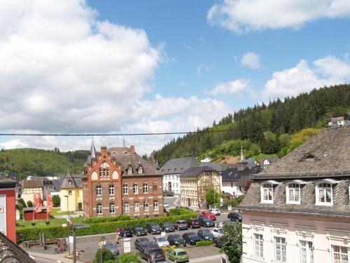 Ganzes Haus, Zentrale Lage Adenau Nürburgring