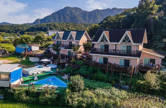 Gapyeong Dochi Vill Pension