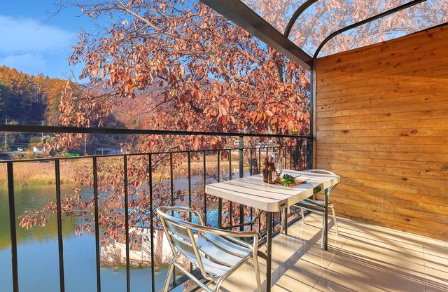 Gapyeong River52 Road Pension