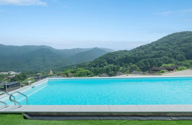 Gapyeong Staysumok Pool Villa Pension