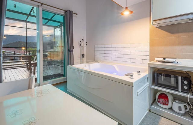 Gapyeong Topclouds Pet&spa Pension