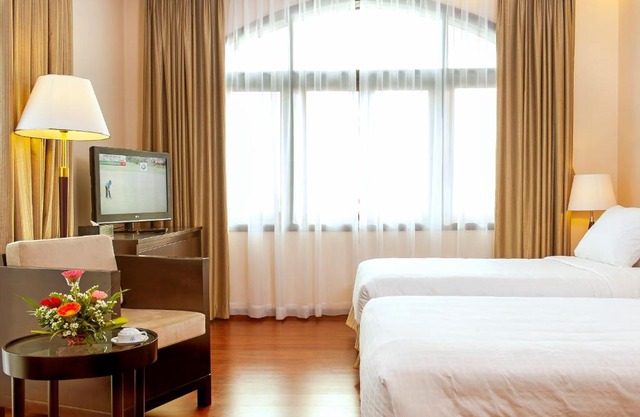 Garco Dragon Hotel