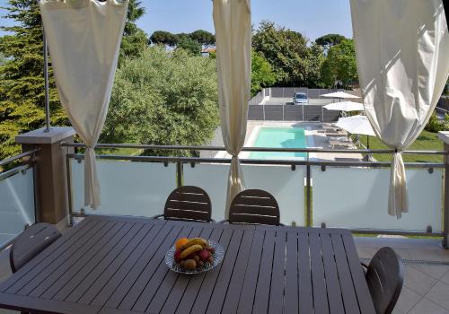 Garda Bloom Holiday Apartments