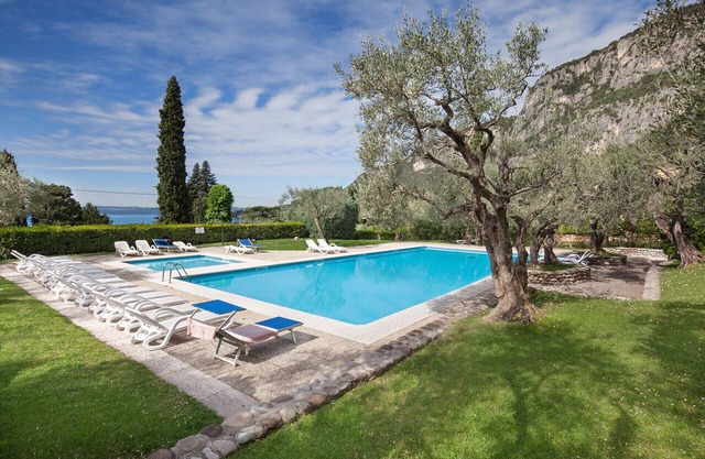 Garda Relax - apartament with swimming pool