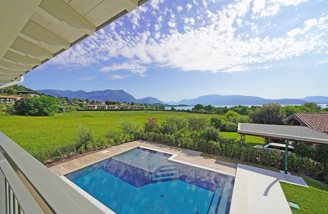 Gardaliva5: with lake view in new residence with pool near to the lake
