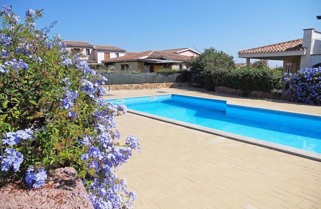 GARDEN AND POOL VILLAS TWO STEPS FROM THE SEA SAN TEODORO