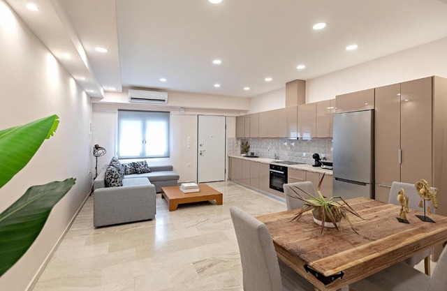 Garden Apartment in Amarynthos II