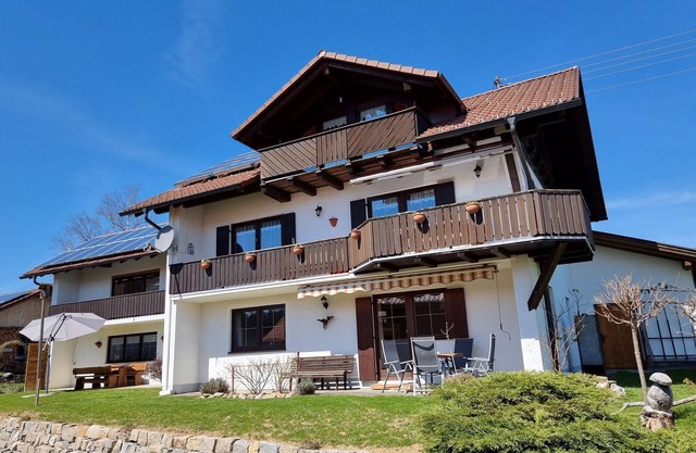 Garden Apartment in Wildsteig