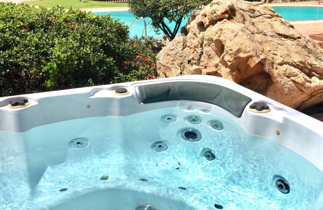 Garden House With Panoramic Sea View,Swimming Pool, 5 minutes from the beach