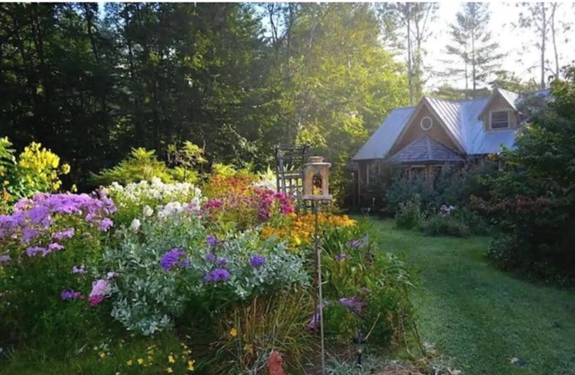 Garden Retreat, Lake Fairlee, Dartmouth & Ski-way