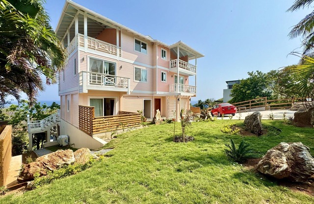 Garden Suite @ Casa Rosada, Lighthouse Estates, West Bay