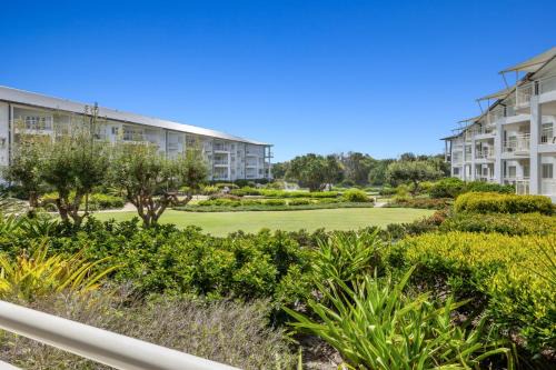 Garden View Apartment - Mantra Salt Beach Resort by uHoliday