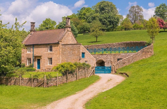 Gardeners Cottage near Chatsworth House