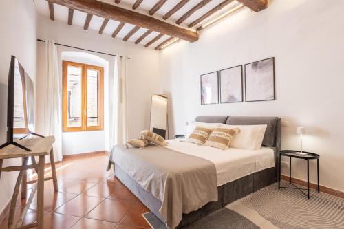 Garibaldi 149 - Wide two bedrooms flat - ItalyWeGo