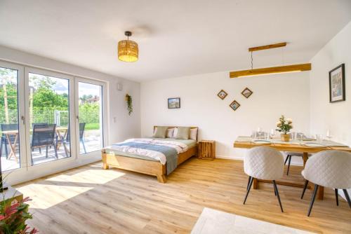 Garten, Küche, Parkplatz & Mehr - Komfort Apartment Bavaria
