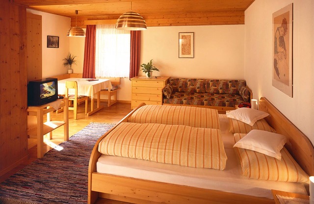 Gasthof Kirchsteiger 'Zimmer 8' with Lake View, Shared Terrace and Wi-Fi