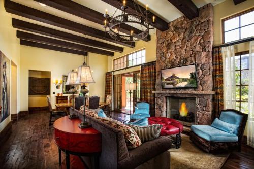 Gateway Canyons Resort 