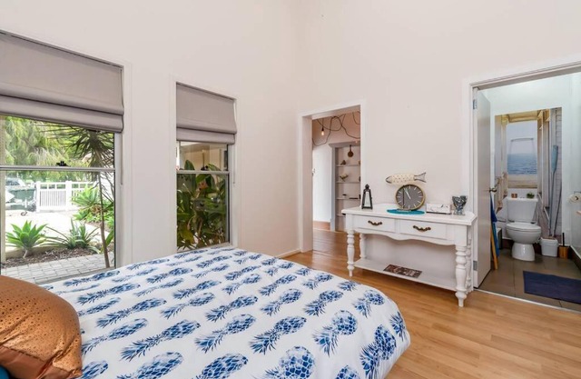 Gawler Townhouses 1C , 1 Queen bed