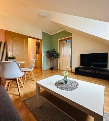 Gemütliche Dachgeschosswohnung -Waldstraßenviertel Leipzig