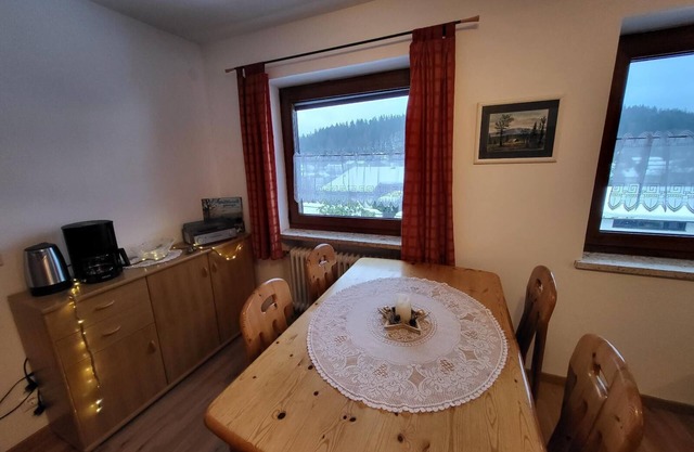 Gemütliche Ferienwohnung mit Garten und Kamin