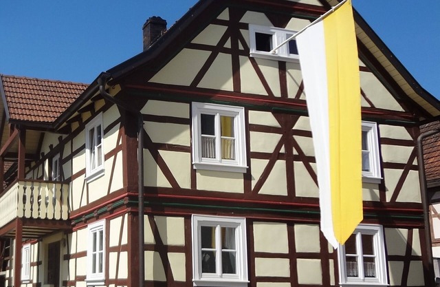 Gemütliche Fewo im Fachwerkhaus mit Kachelofen, Direkt am Radweg