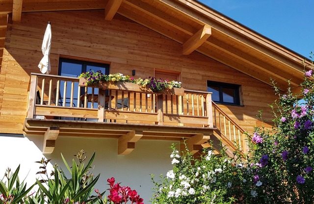 Gemütliche Ferienwohnung im Modernen Alpenstil mit Blick auf Kaisergebirge