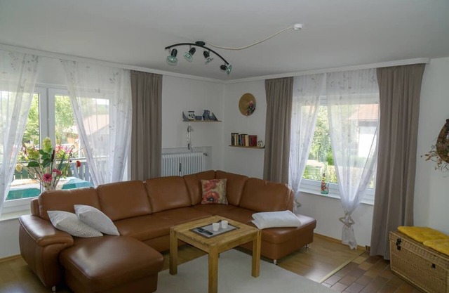 Gemütliche Ferienwohnung (110m2) mit Balkon und Kachelofen