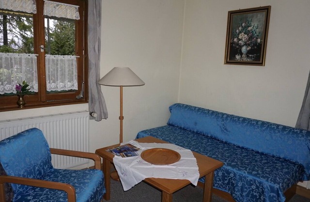 Gemütliche Ferienwohnung (33qm) mit Brötchenservice in Nähe von Bad Steben