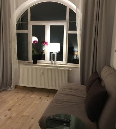 Gemütliche Ferienwohnung im Erdgeschoss- Jenaer Straße