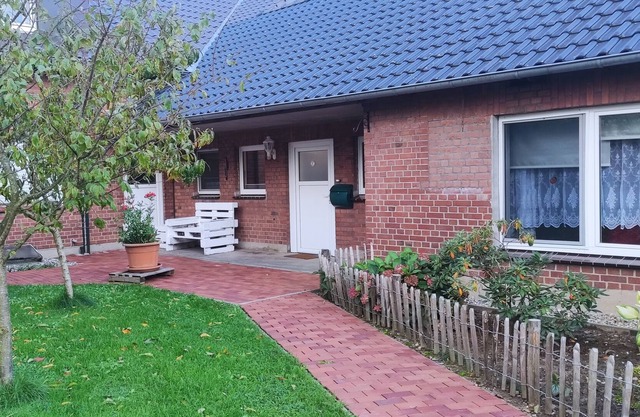 Gemütliche Kleine Ferienwohnung auf Alter Hofanlage mit Terrasse und Gartenblick