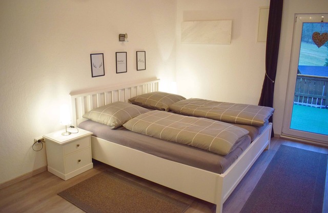 Gemütliches 32qm Ferienapartment mit Dachterrasse und überdachtem Balkon; kostenfreies Parken und WLAN