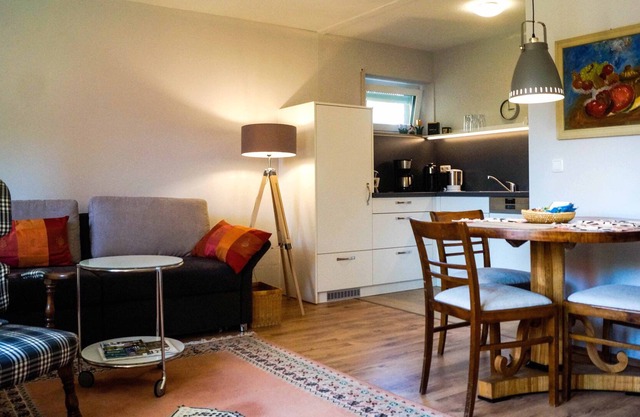 Gemütliches 60 qm Feriendomizil mit Terrasse und Garage, komplett renoviert