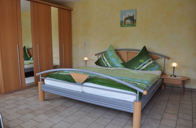 Gemütliches 78qm Feriendomizil mit Terrasse, kostenfreies WLAN, viel Natur