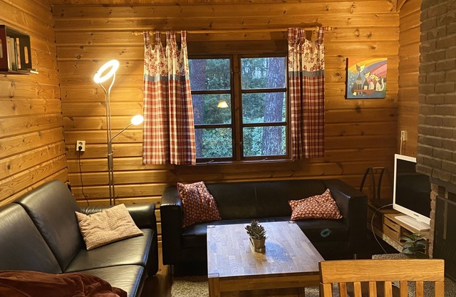 Gemütliches Block Holzhaus in Ruhiger Lage mit Kamin