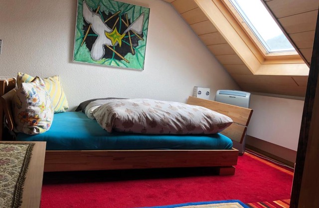 gemütliches Zimmer in Winningen mit Garten-, Küchennutzung und Arbeitsplatz