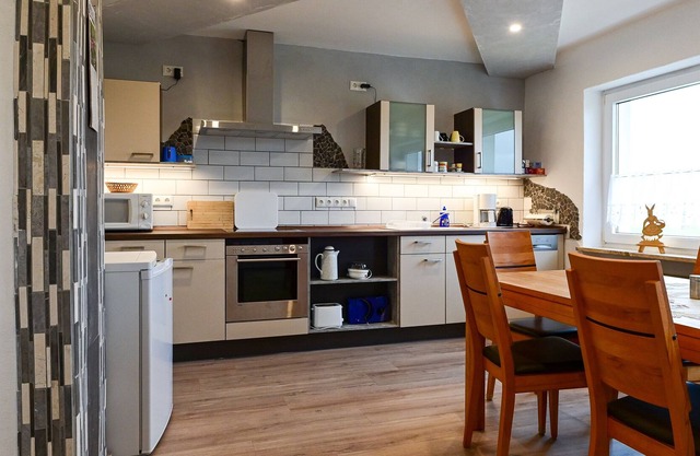 Gemütliches Ferienhaus mit Balkon für bis zu 4 Personen