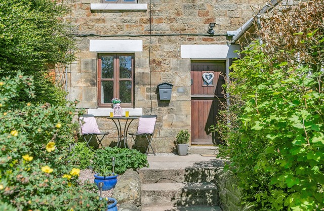 Gem Cottage - One Bedroom House, Sleeps 2