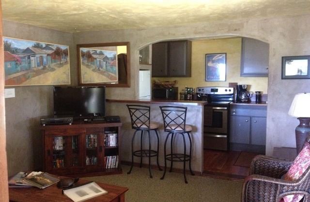 Gem of an apartment with craftsman touches in a very lovely setting