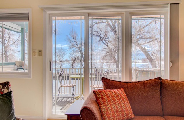 Gem of the Lake ~2nd Floor Suite~Private Entrance~Lakefront & MT Views~Gorgeous!