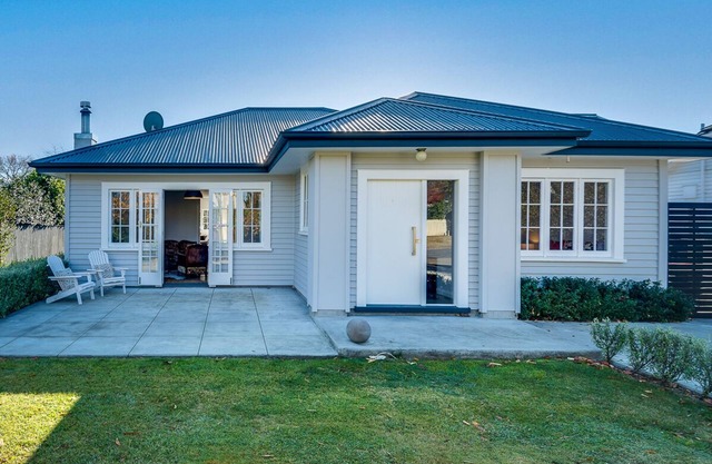 Gem on Gillean - Havelock North Holiday Home