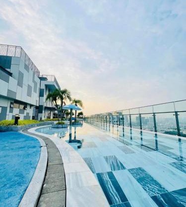 GenBee Harbour View - Infinity swiming pool